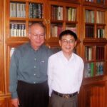 Tại nhà riêng của Nguyễn Huệ Chi ngày 1-10-2004