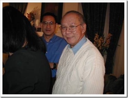 Trần Vũ và Nguyễn Mộng Giác tại nhà của BVP (Tết 2004)  